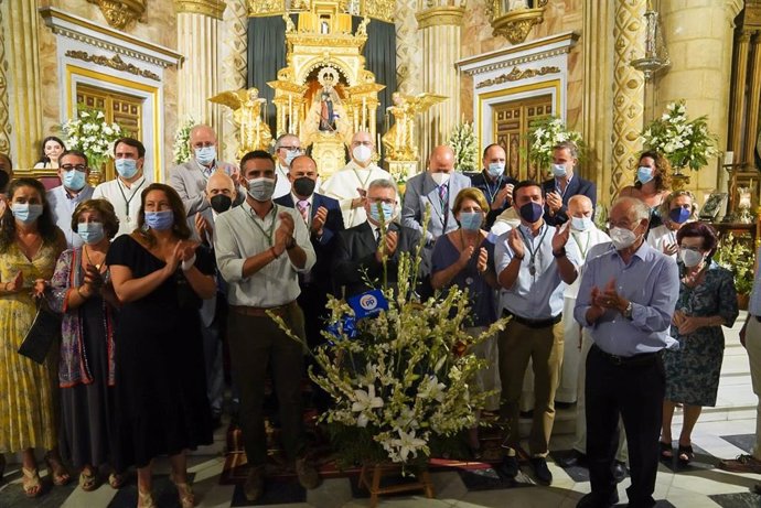 Ofrenda floral del PP de Almería a la Virgen del Mar