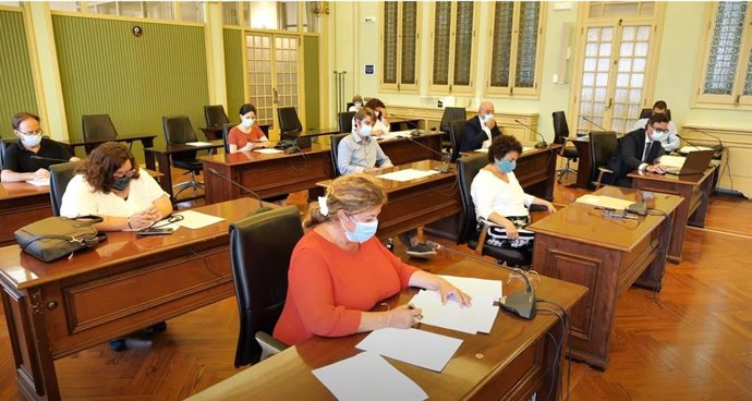 Reunión de la Comisión de Hacienda este viernes.
