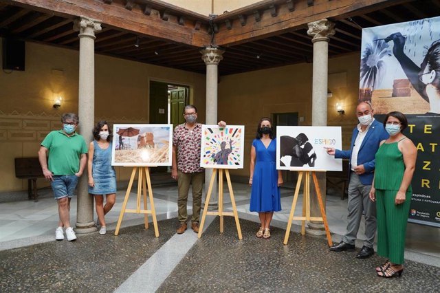 Entrega de premios en el Patio de Columnas de la Diputación Provincial.