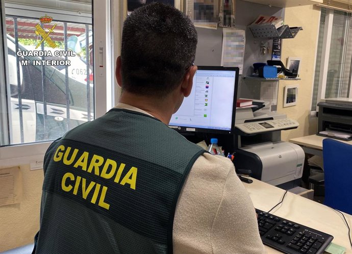 Guardia Civil detiene a un joven robar presuntamente a dos menores de edad en Cieza