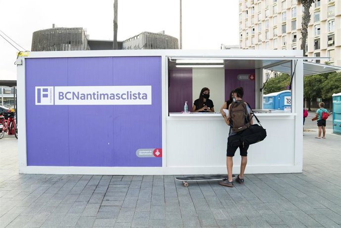 El punto de información y asesoramiento sobre violencias machistas y LGTBI-fóbicas del Front Marítim.