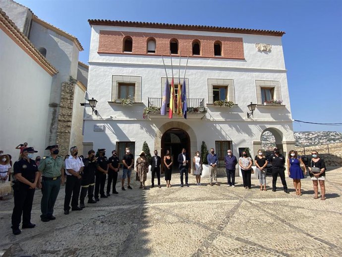 Minuto de silencio en Peñíscola