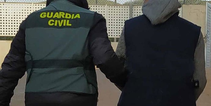 Archivo - El detenido por traficar con droga desde un bar del Arenal de Llucmajor.