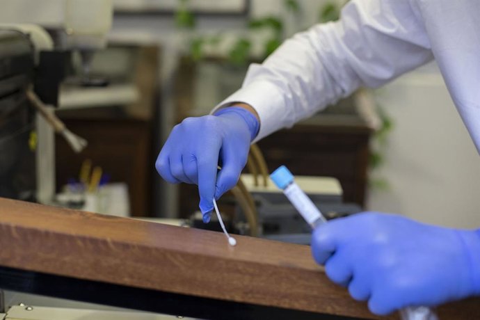 Archivo - Prueba PCR