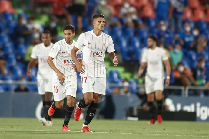 Erik Lamela of Sevilla celebrates a goal with teammates during spanish league, La Liga Santander, football match played between Getafe CF and Sevilla FC at Coliseo Alfonso Perez Stadium on August 23, 2021, in Getafe, Madrid, Spain.