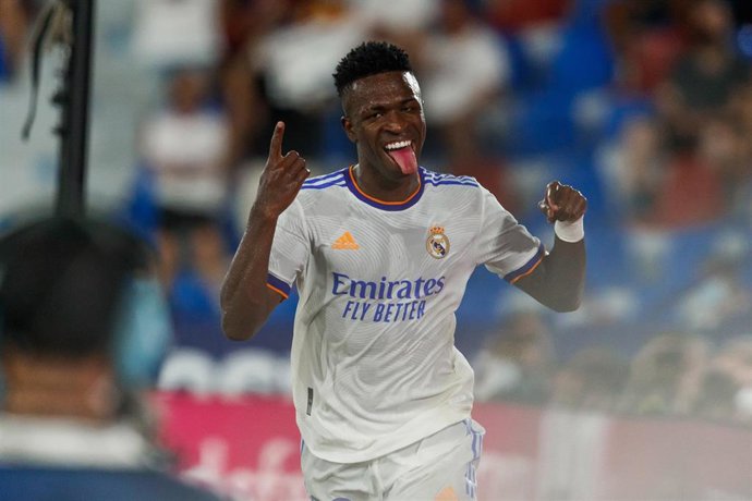 Vinicius Junior celebra un gol ante el Levante en Liga