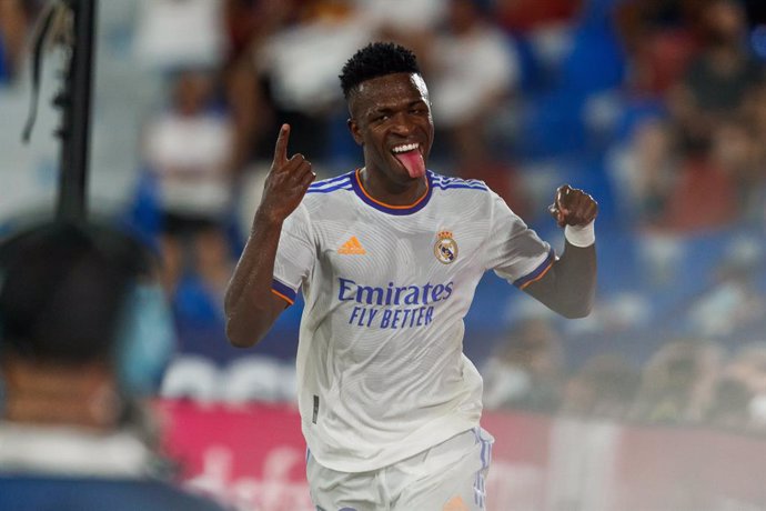22 August 2021, Spain, Valencia: Real Madrid's Vinicius Junior celebrates scoring a goal during the Spanish Primera Division soccer match between Levante UD and Real Madrid CF at Valencia City Stadium. Photo: -/Indira/DAX via ZUMA Press Wire/dpa