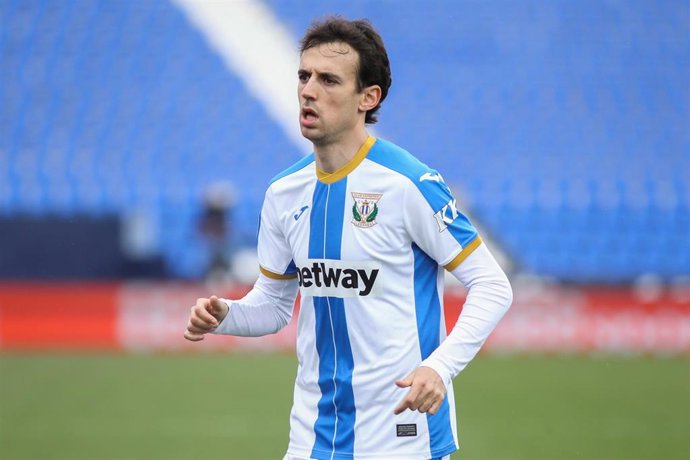 Archivo - Rubén Pardo, en un partido con el CD Leganés