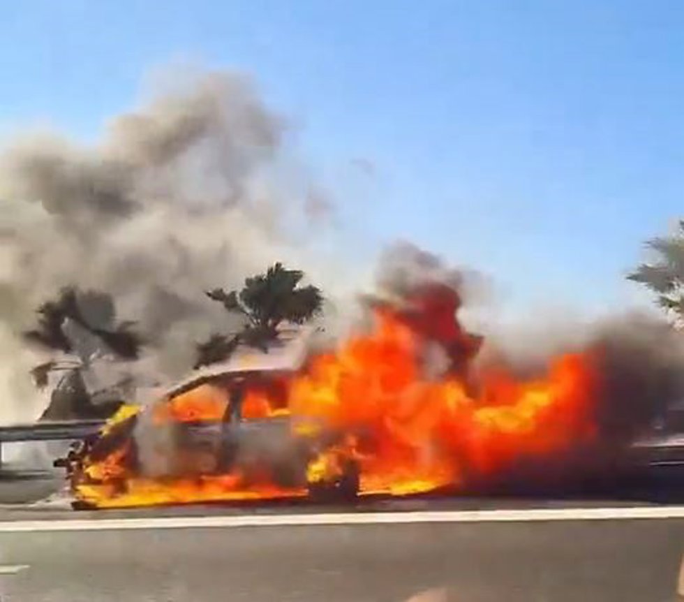 Incendio vehículo Benalmádena AP-7