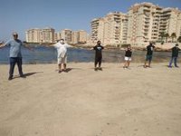 Podemos participa en el 'abrazo' al Mar Menor y reivindica dotarlo de "personalidad jurídica y crear un Parque Regional"