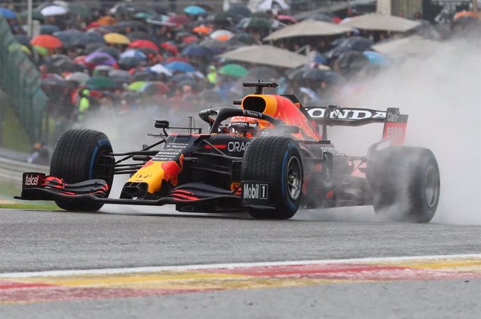 28 August 2021, Belgium, Stavelot: Dutch F1 driver Max Verstappen of Red Bull Racing Team in action during the qualification round for the Grand Prix of Belgium Formula One race at Circuit de Spa-Francorchamps. Photo: Benoit Doppagne/BELGA/dpa