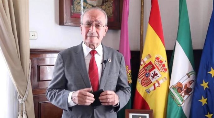 El alcalde de Málaga, Francisco de la Torre, durante un mensaje en vídeo