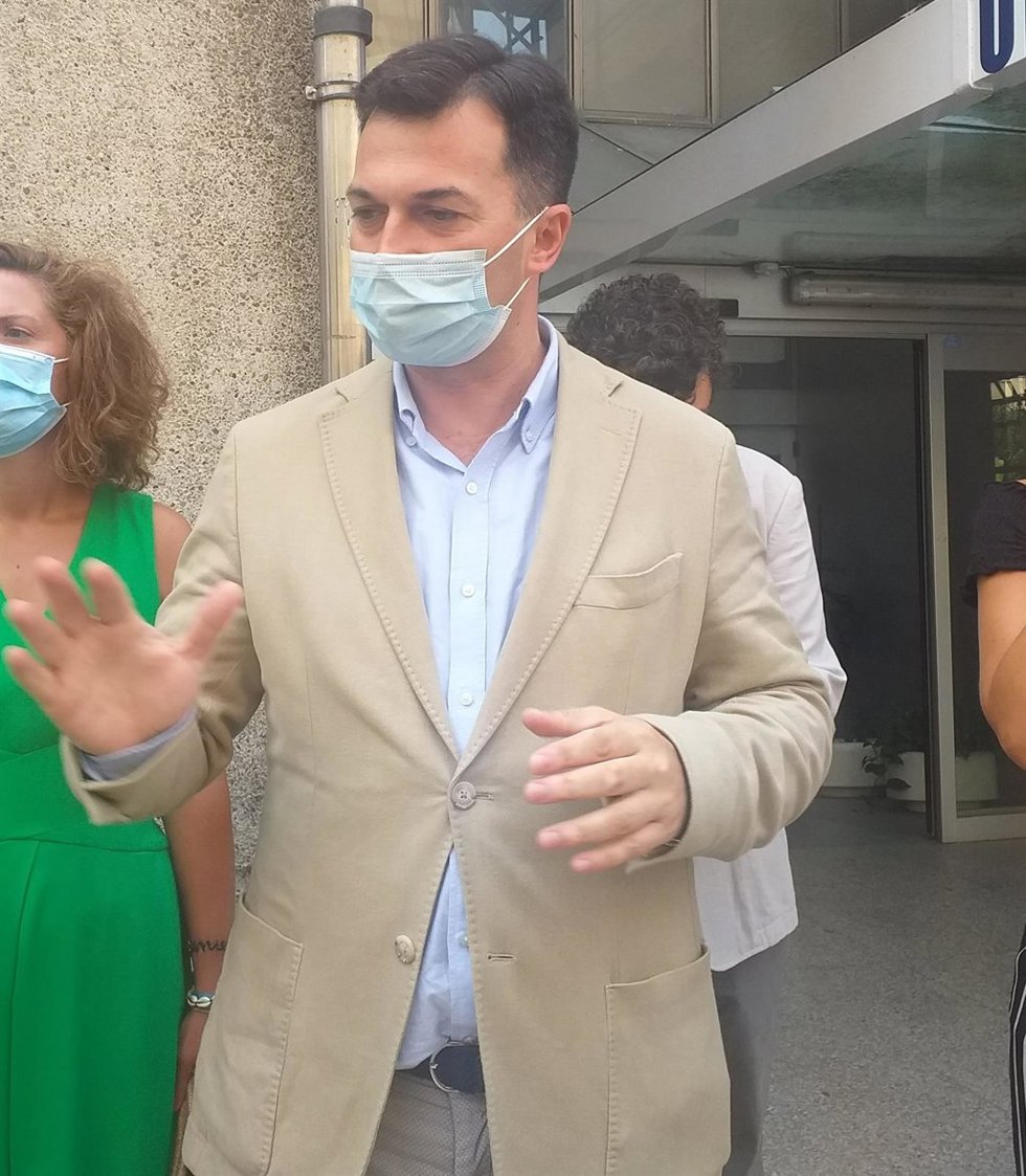 El secretario xeral del PSdeG y portavoz parlamentario, Gonzalo Caballero, en un acto en Vigo.