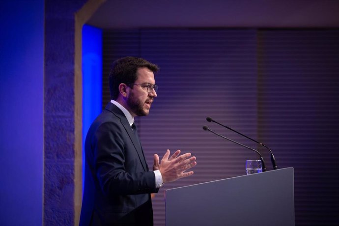 El presidente de la Generalitat, Pere Aragons, ofrece una rueda de prensa. ARCHIVO.