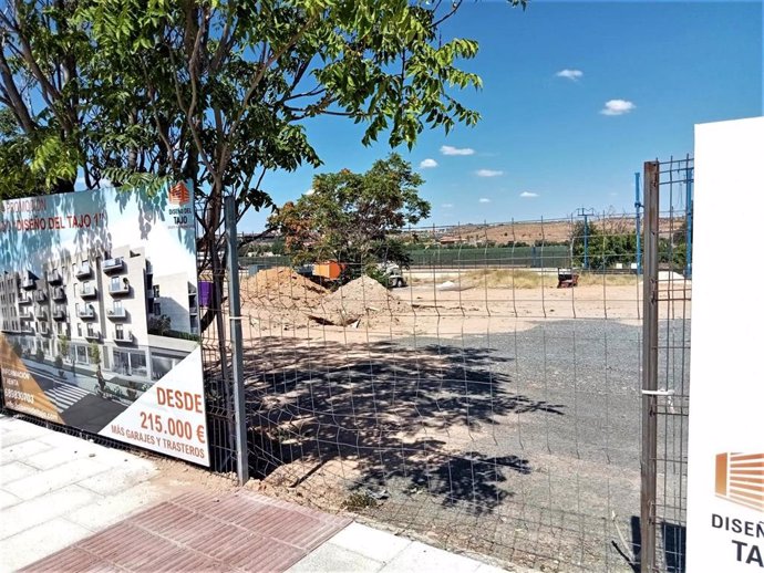 IU critica la cesión de suelo público en el barrio toledano de Santa Bárbara.