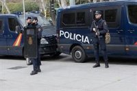 Cinco detenidos por lanzar botellas y herir a levemente a 7 agentes en Alcalá de Henares