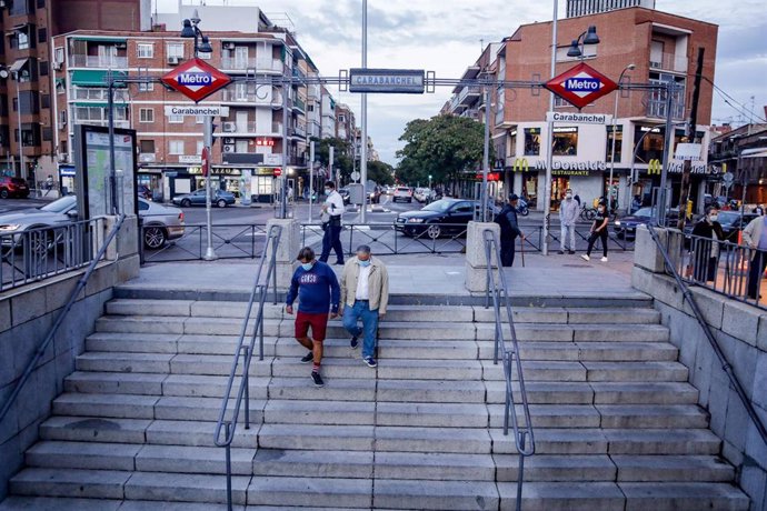 Archivo - Metro de de Carabanchel, Madrid (España), a 18 de septiembre de 2020.