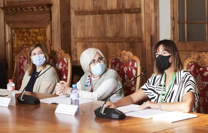 Inauguración del curso de la UIMP 'Las tres transiciones: digital, ecológica y socioeconómica. Visiones desde la UE y América Latina'