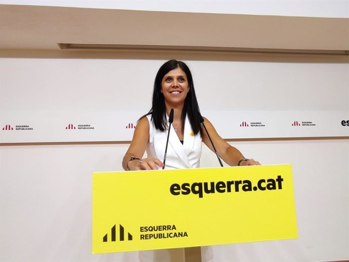 La secretaria general adjunta y portavoz de ERC, Marta Vilalta, en rueda de prensa.