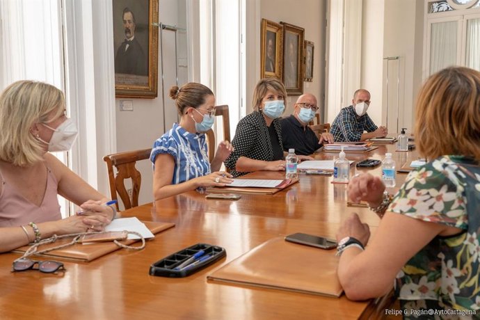 Reunión del Ayuntamiento de Cartagena con empresarios