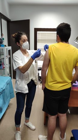 Imagen de vacunación contra el covid-19