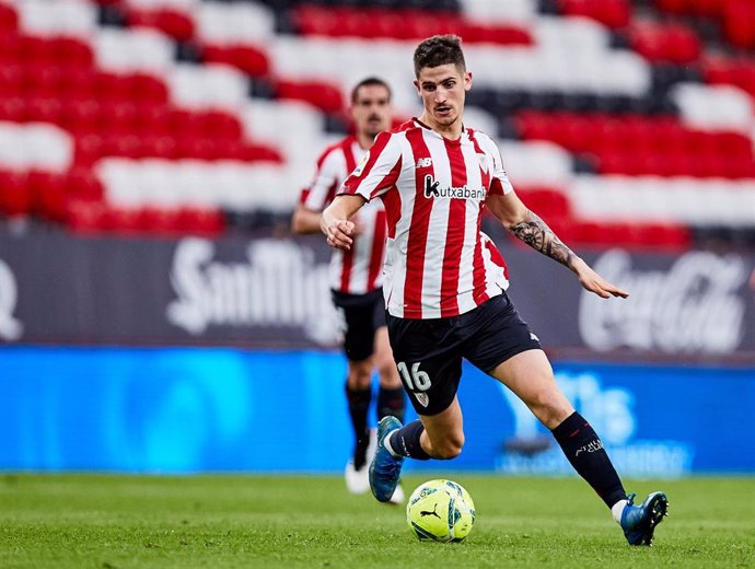 Archivo - Oihan Sancet of Athletic Club during the Spanish league, La Liga Santander, football match played between Athletic Club and Real Madrid CF at San Mames stadium on May 16, 2021 in Bilbao, Spain.