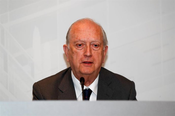 Archivo - El presidente de la Inmobiliaria Colonial Socimi, Juan José Brugera, ofrece una rueda de prensa tras la  junta general de accionistas de la compañía celebrada en el Hotel Villa Magna de Madrid.