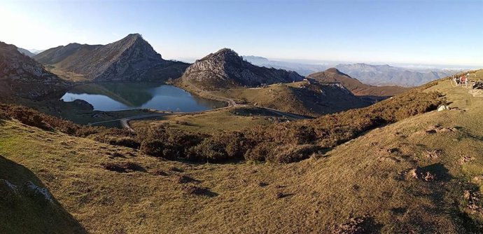 Archivo - Lagos de Covadonga.