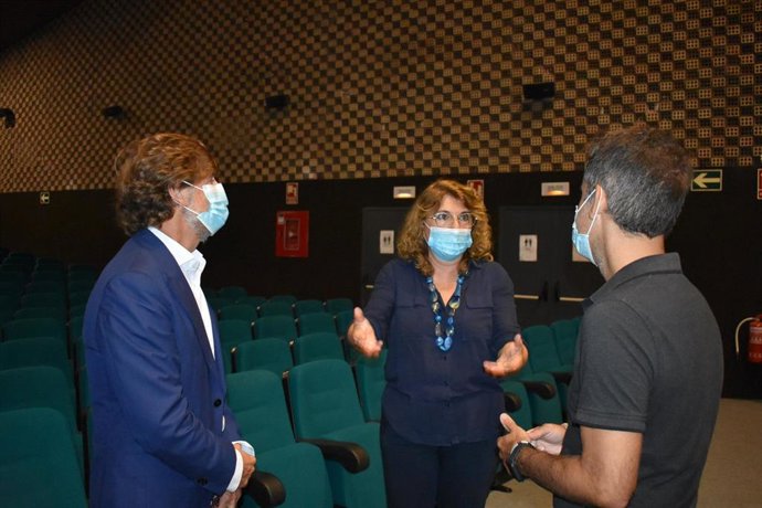 La consejera de Educación y Cultura, María Isabel Campuzano, presentó hoy la programación de septiembre a enero de la Filmoteca Regional