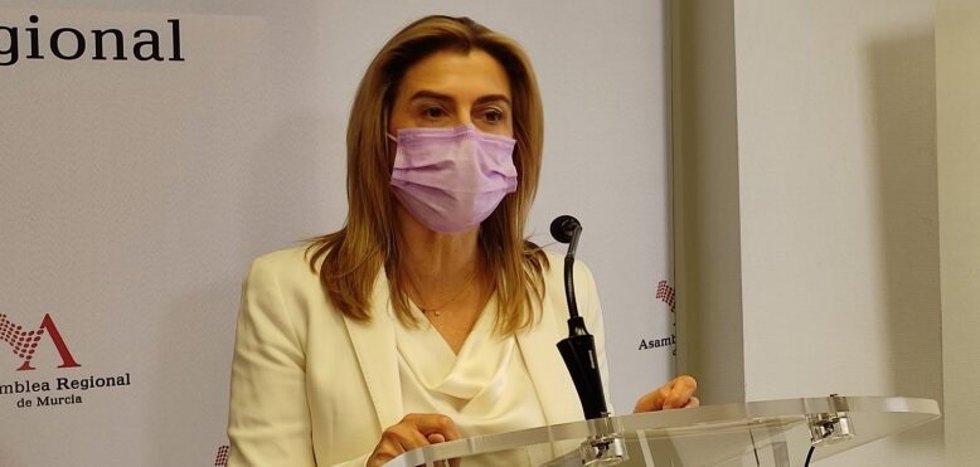 La diputada socialista Carmina Fernández