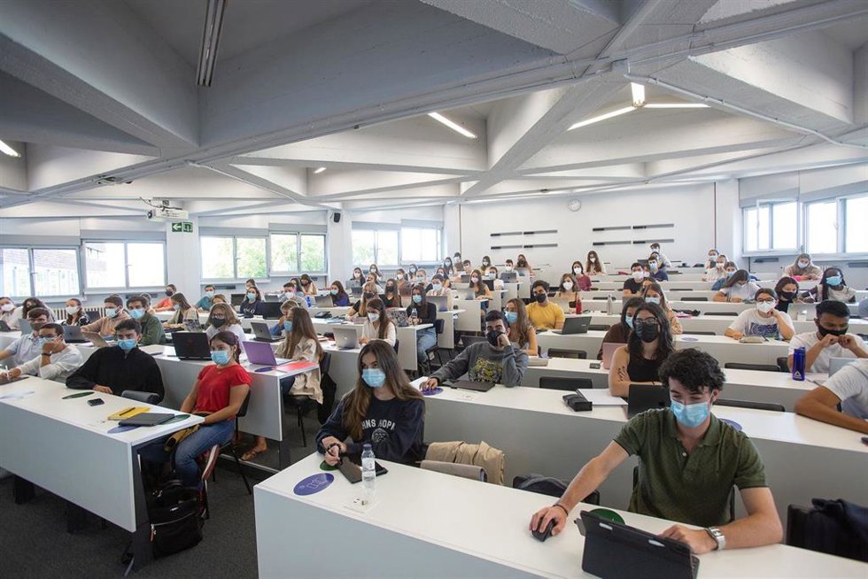 Alumnos de Medicina de la UN.