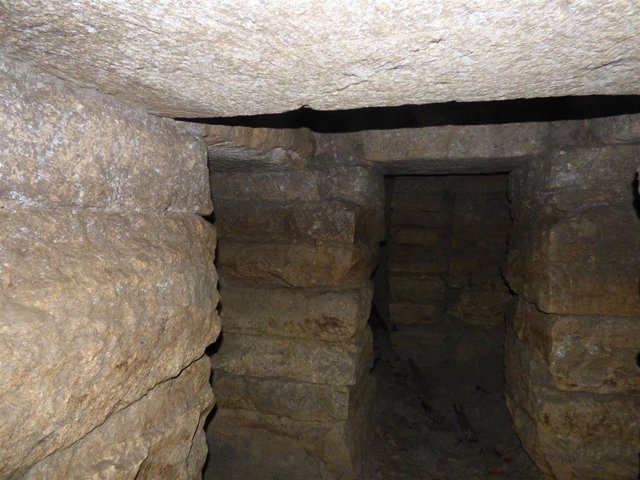 Acceso a las cisternas de La Calderona