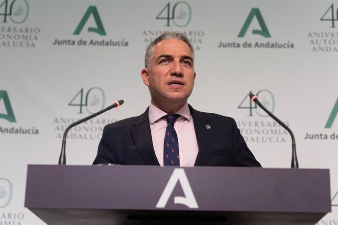 El consejero de la Presidencia y portavoz del Gobierno andaluz, Elías Bendodo, en una imagen de archivo de la rueda de prensa del Consejo de Gobierno.