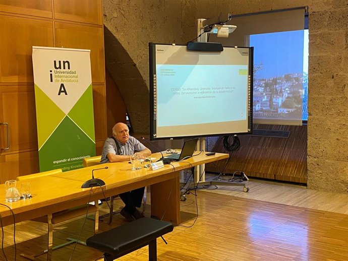 El catedrático de Historia de la Música jubilado y ex director del Departamento de Historia y Ciencias de la Música de la Universidad de Granada (UGR), Antonio Martín.