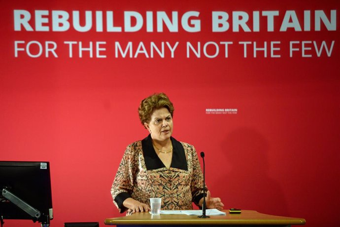 Archivo - 13 July 2019, England, London: Dilma Rousseff, former president of Brazil, speaks during the International Social Forum hosted by the Labour Party at the SOAS University of London. Photo: Kirsty O'connor/PA Wire/dpa