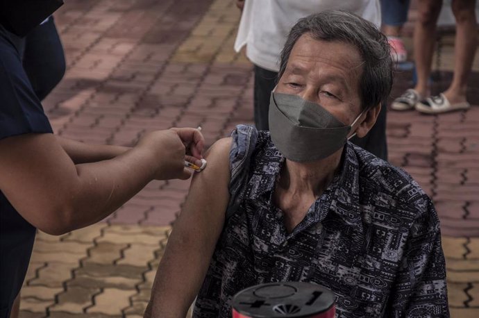 Vacunación contra el coronavirus en Tailandia