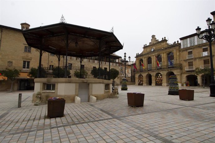 Archivo - Plaza de la Paz de Haro (La Rioja)
