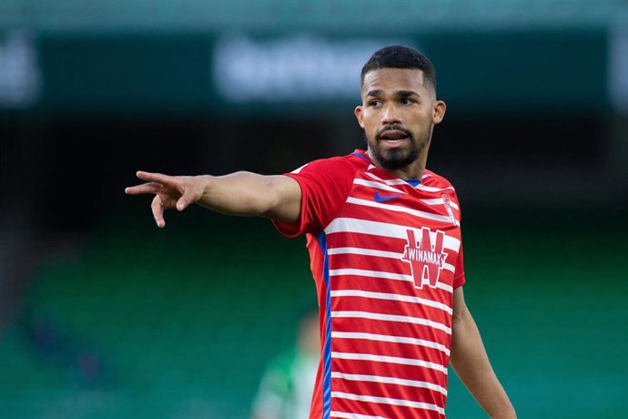 Archivo - Yangel Herrera en su etapa en el Granada CF