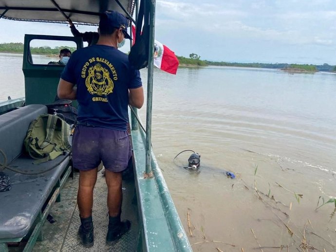 La Marina de Guerra en la búsqueda de desaparecidos en el accidente de las embarcaciones