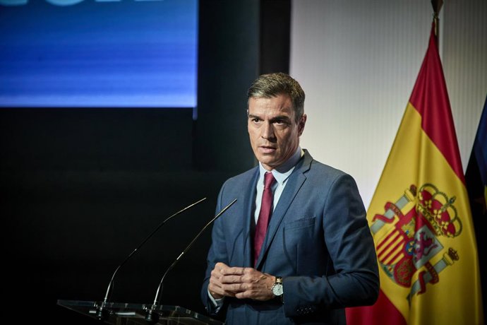 El presidente del Gobierno, Pedro Sánchez, interviene en un acto para abrir el nuevo curso político, a 1 de septiembre de 2021, en Casa América, Madrid, (España). El equipo de Gobierno Central, acompañado de representantes de la sociedad civil, empresar