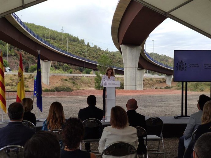 La ministra de Transportes, Movilidad y Agenda Urbana, Raquel Sánchez, en rueda de prensa este miércoles