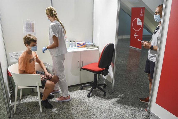 Coronavirus.- El 40% de los cántabros de entre 20 y 29 años ya tienen la pauta completa