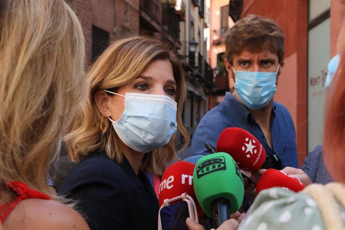 La portavoz socialista en la Asamblea, Hana Jalloul