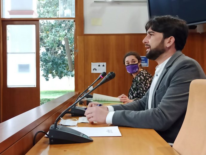 El diputado de Unidas Podemos por Andalucía, Ismael Sánchez, en el Parlamento.