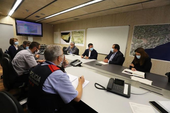 El presidente de la Generalitat, Pere Aragons, y el conseller de Interior de la Generalitat, Joan Ignasi Elena, se han reunido en el Cecat para hacer un seguimiento de las inundaciones de Tarragona