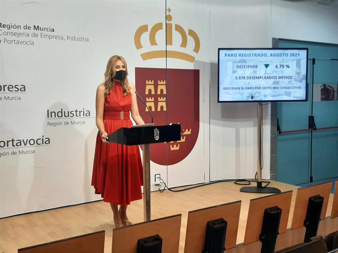 La directora general del SEF, Marisa López, presentó los datos del paro correspondientes al mes de agosto de 2021