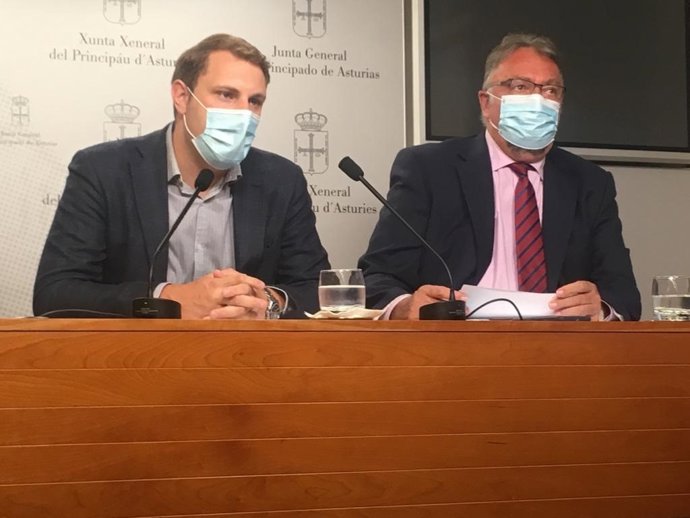 Los diputados de Foro Adrián Pumares e Isidro Martínez Oblanca