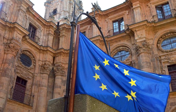 Archivo - Arxiu - Bandera de la UE 