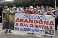 Abanca garantiza "servicios financieros" a través de cajeros y oficina móvil en los municipios en que suprime entidades