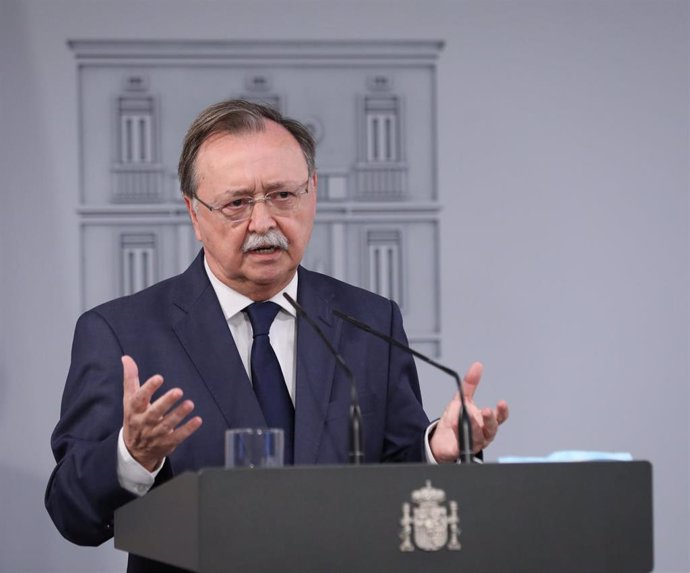 El presidente de la Ciudad Autónoma de Ceuta, Juan Jesús Vivas, en la rueda de prensa en agosto en Madrid